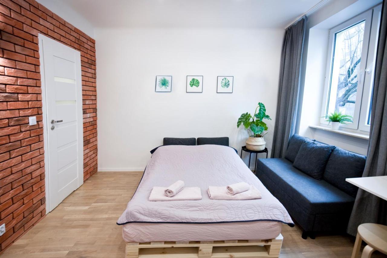 Studio Gaba 2 Intraco Apartment วอร์ซอ ภายนอก รูปภาพ